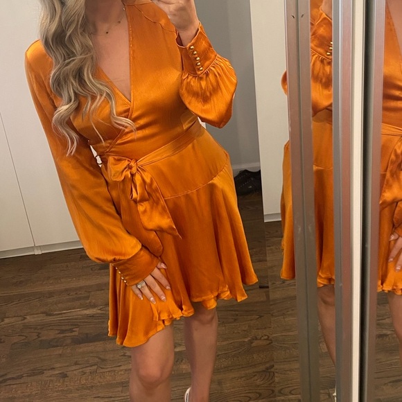 REVOLVE- Karina Grimaldi dress size M - Picture 6 of 13